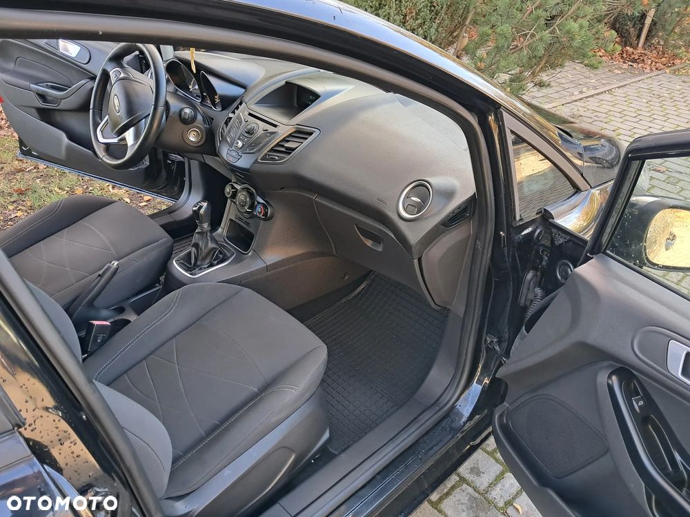 Ford Fiesta 1.25 Celebration - 14