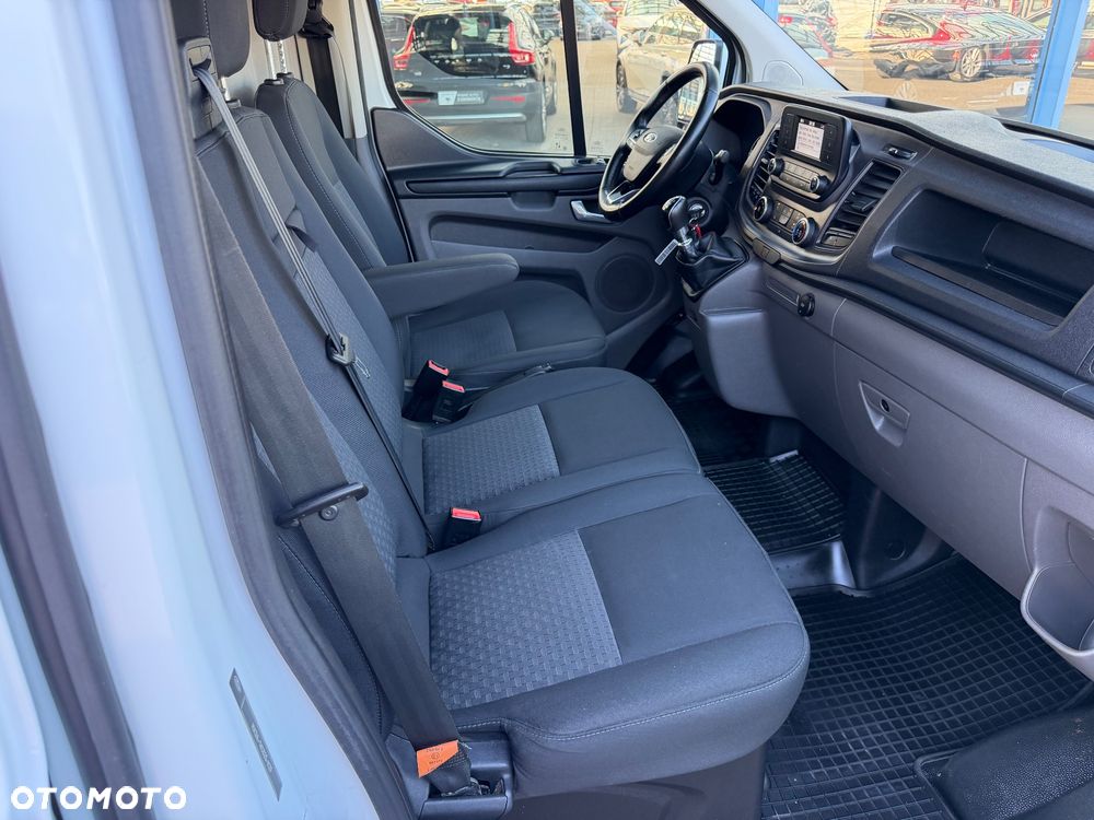 Ford Transit Custom 300 L2H1 - 20