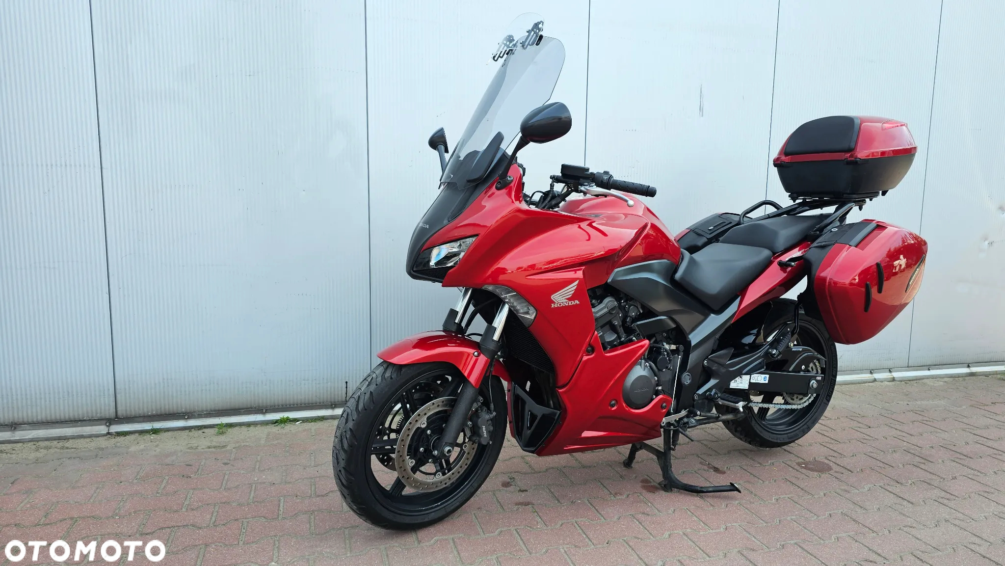 Honda CBF - 8