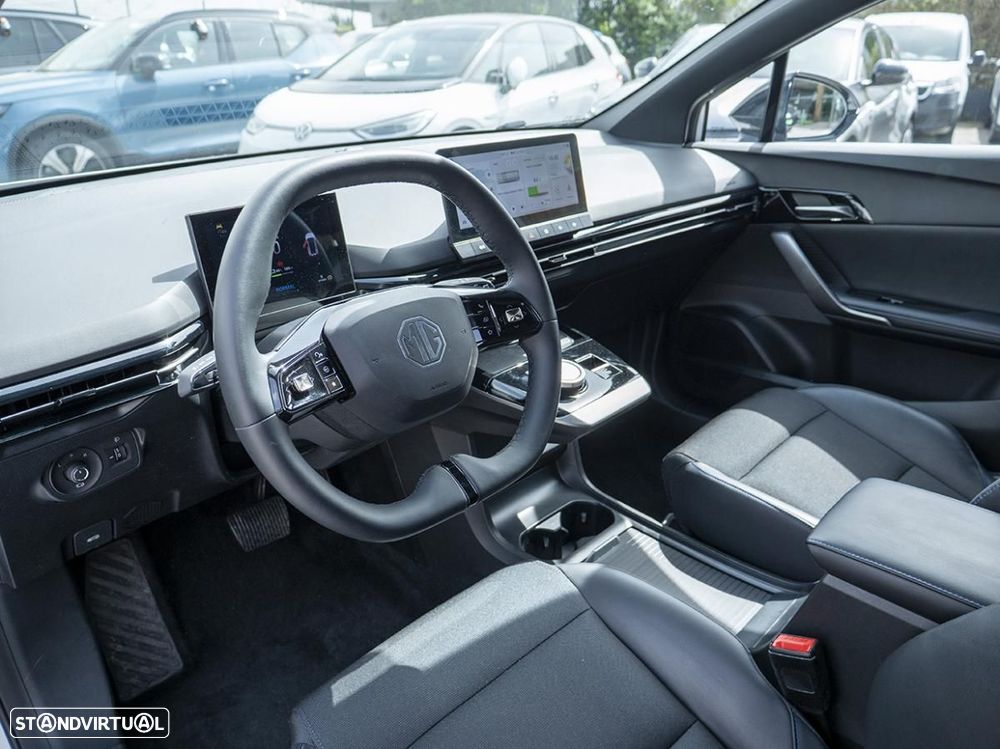 MG MG4 77 kWh Extended Range Luxury - 23