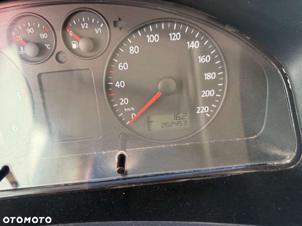 Volkswagen Transporter - 24