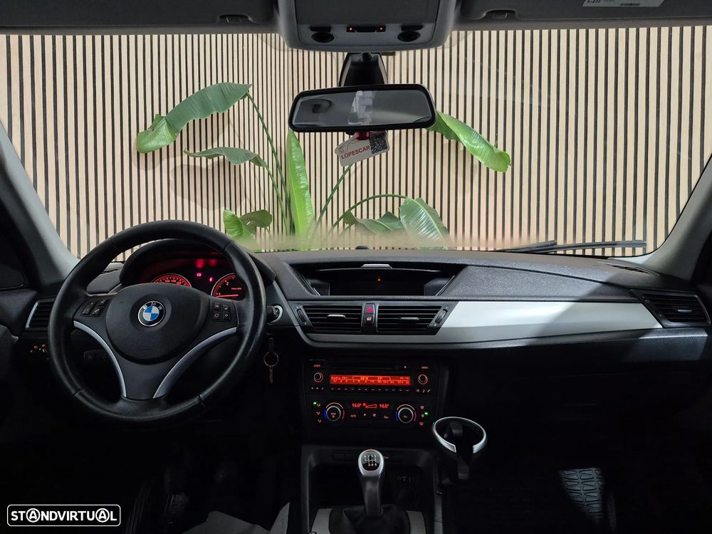 BMW X1 18 d sDrive - 10