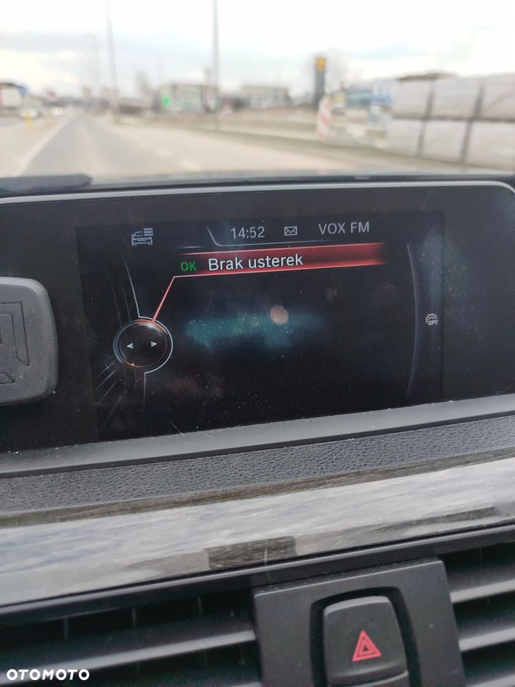 BMW Seria 3 318d Blue Performance Luxury Line - 17