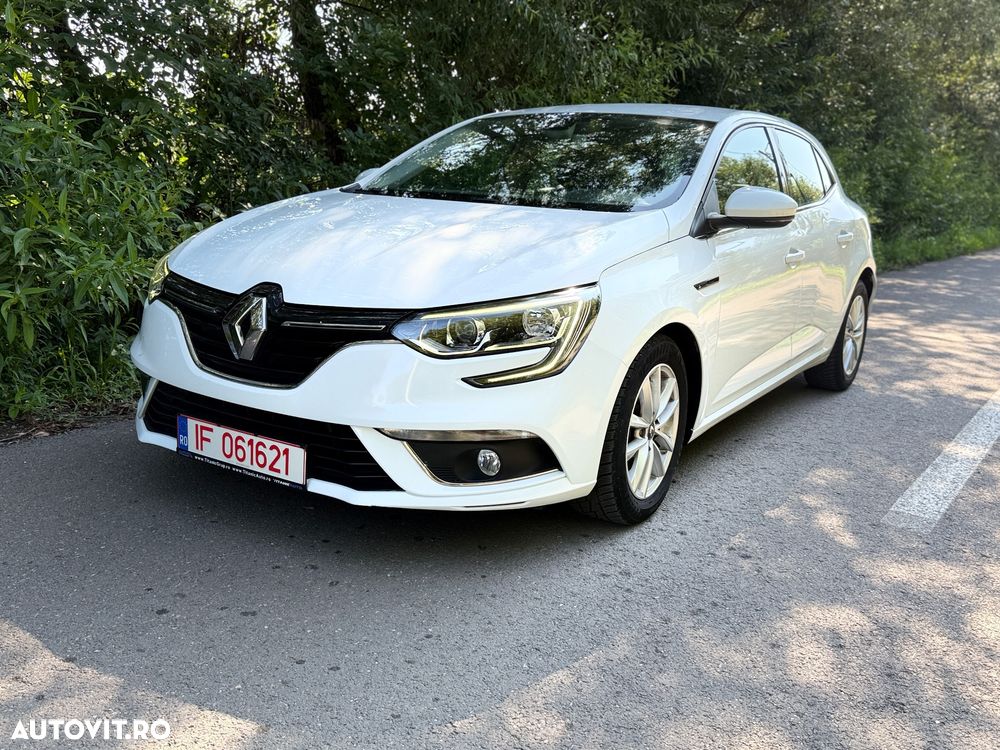 Renault Megane BLUE dCi 115 EDC BUSINESS EDITION - 11