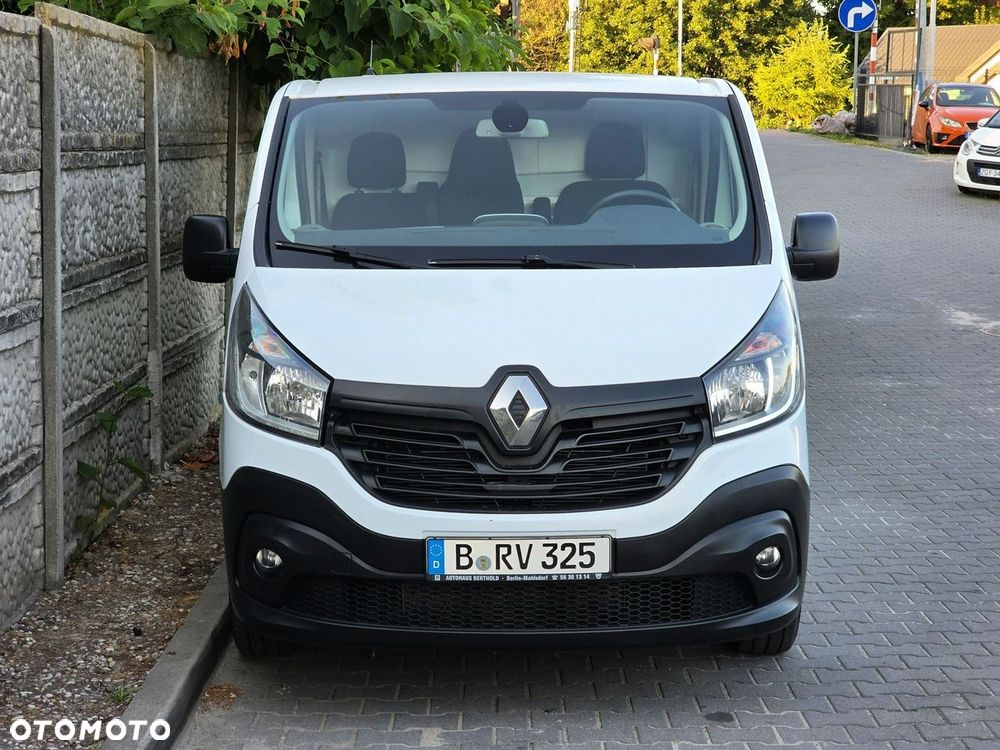 Renault Trafic - 2