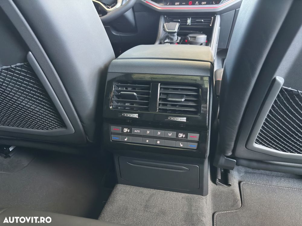 Volkswagen Touareg V6 TDI 4MOTION R-Line - 9