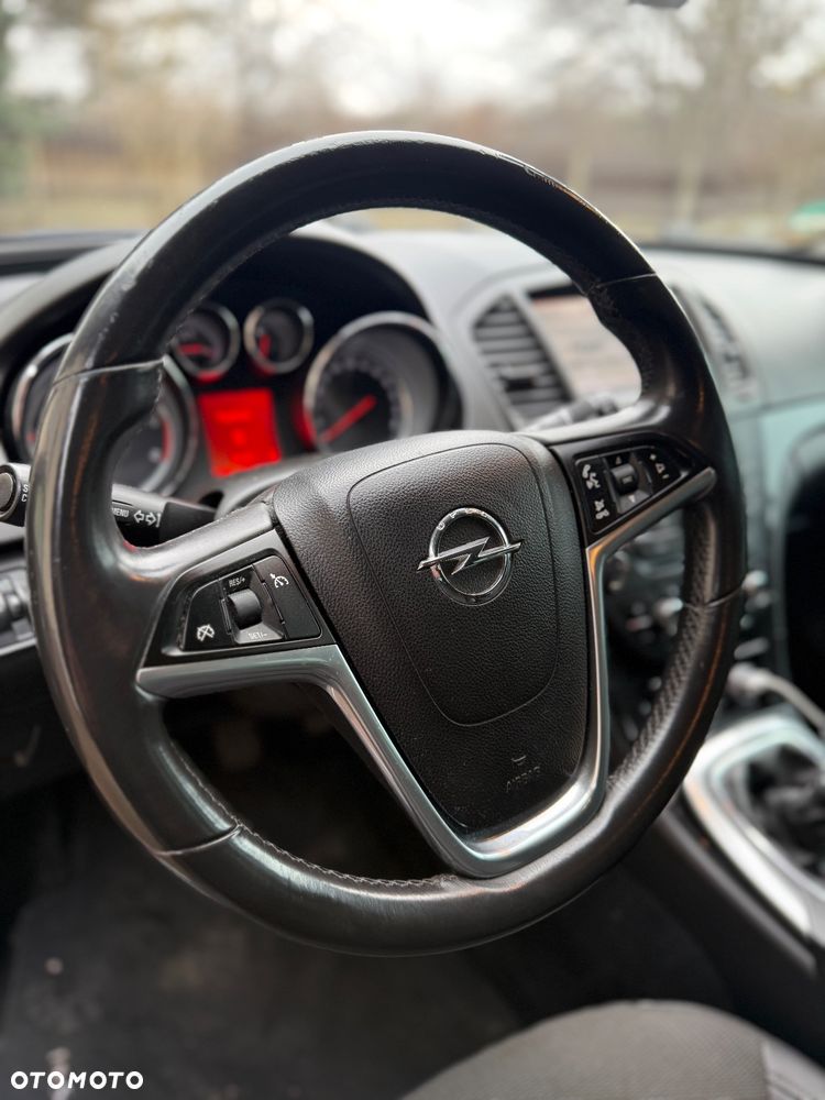 Opel Insignia 2.0 CDTI - 16
