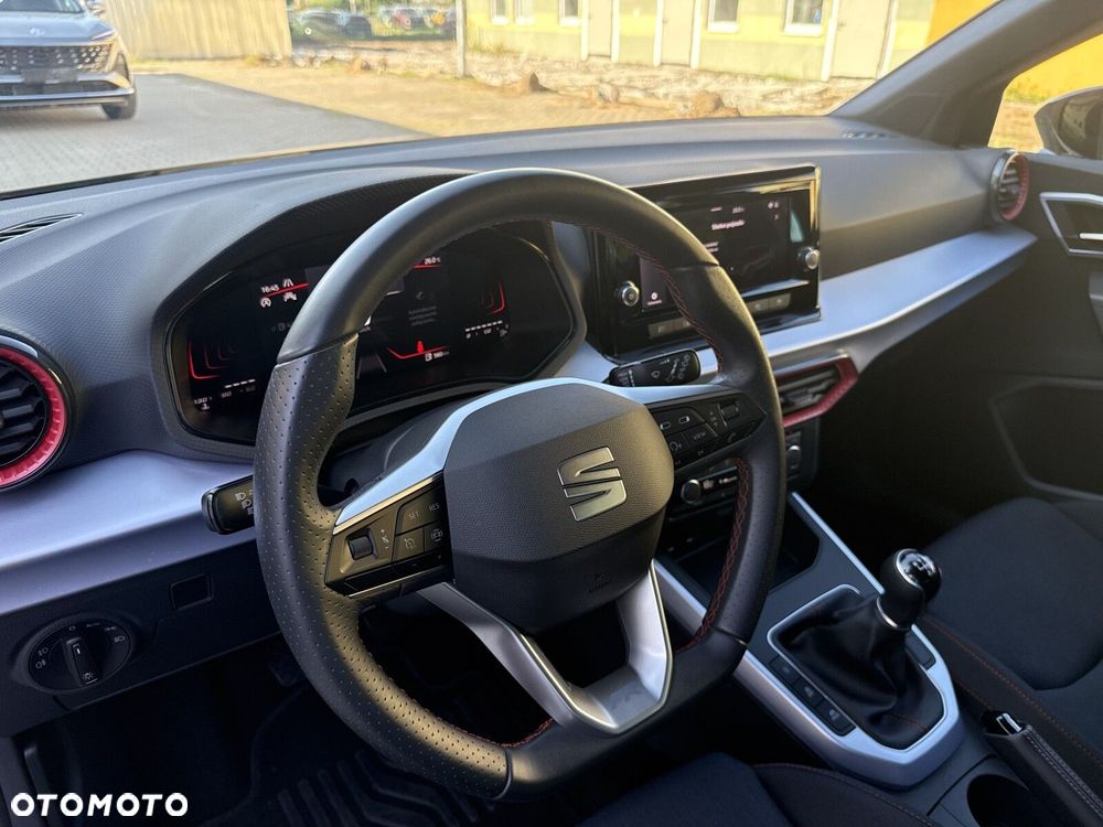 Seat Arona - 10