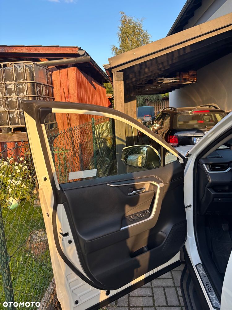 Toyota RAV4 2.0 Comfort 4x4 - 24