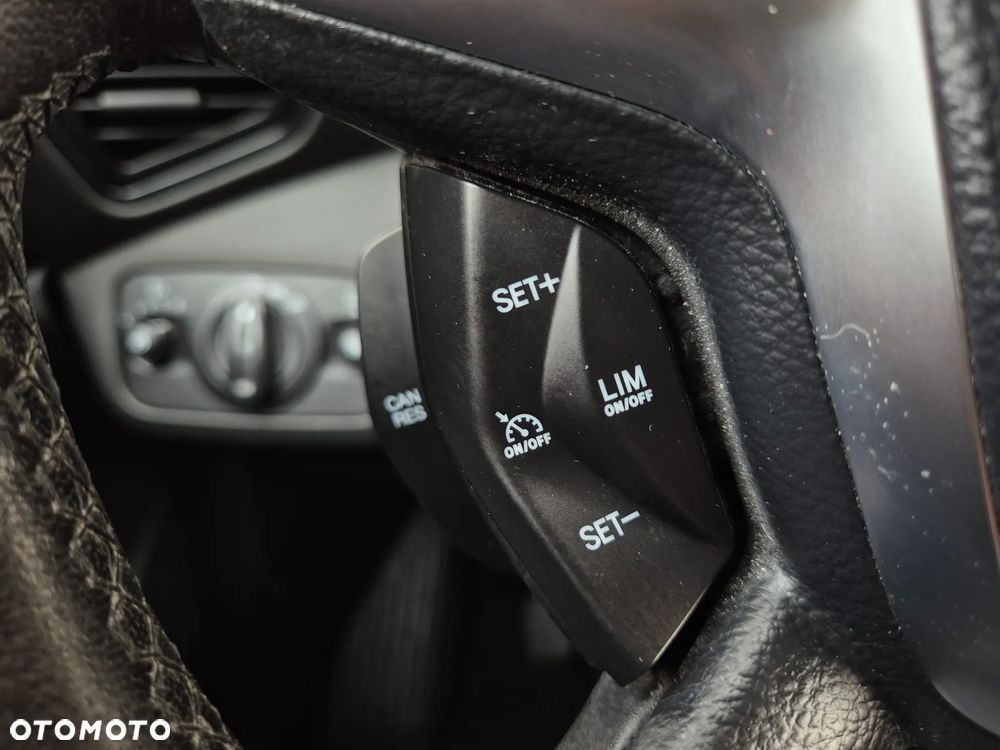 Ford Kuga 2.0 TDCi 4WD Trend - 13