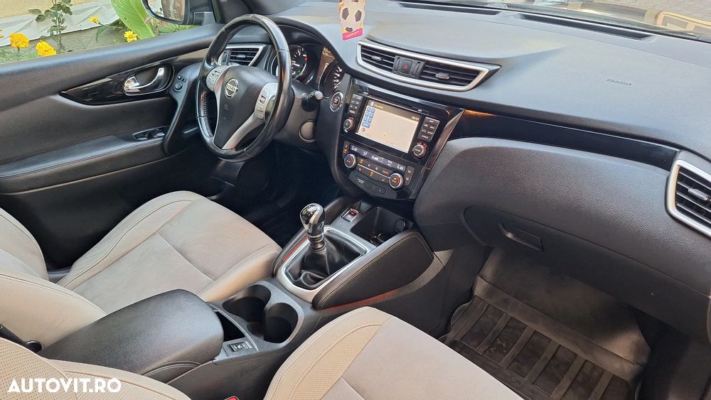 Nissan Qashqai 1.6 DCI ALL-MODE 4x4i Black Edition - 5