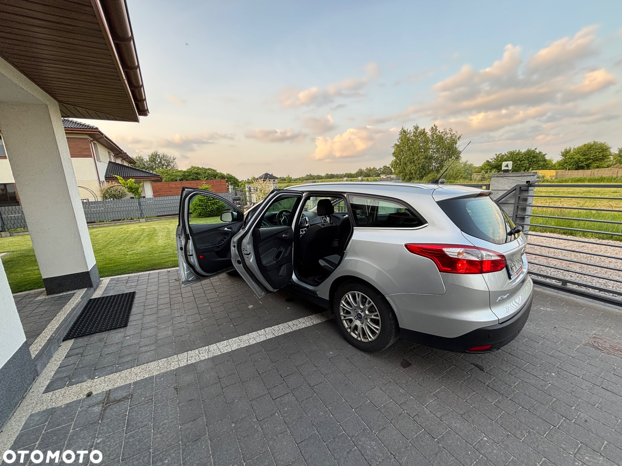 Ford Focus 1.6 Ambiente - 16