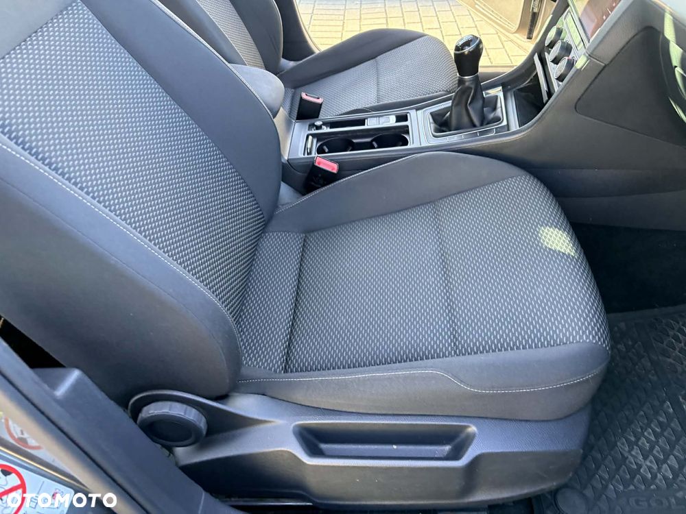 Volkswagen Golf Variant 1.0 TSI BMT Trendline - 11
