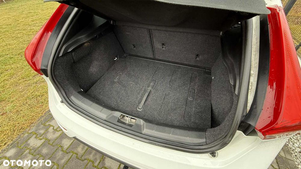 Volvo V40 D3 Drive-E Summum - 17