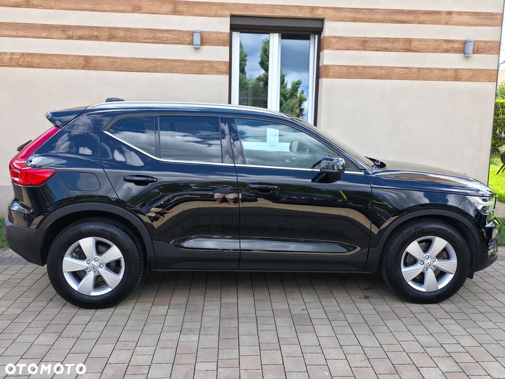 Volvo XC 40 D3 AWD Momentum - 8