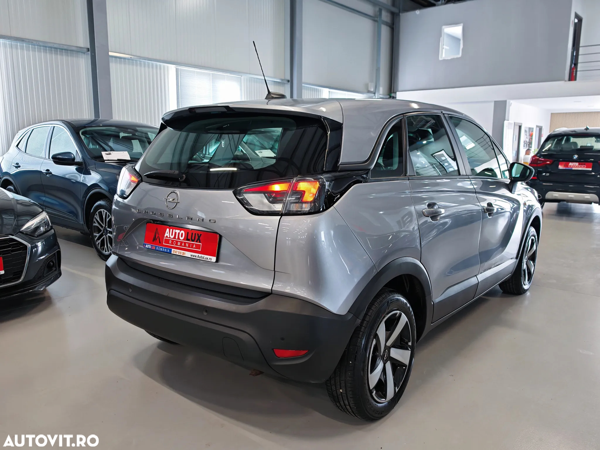 Opel Crossland 1.2 Business Edition - 4
