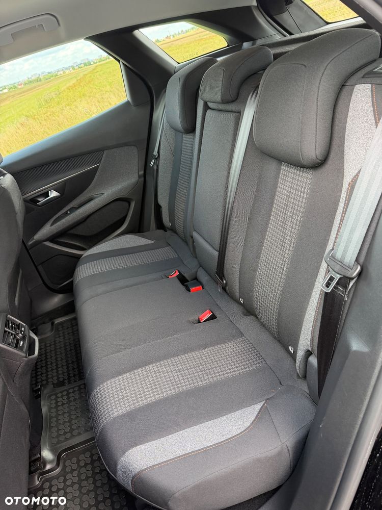 Peugeot 3008 1.2 PureTech Active S&S - 34
