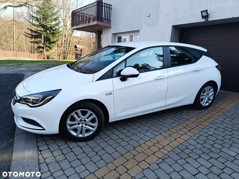 Opel Astra - 2