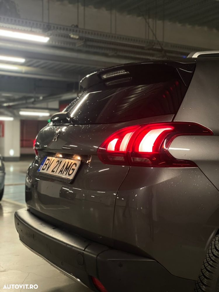 Peugeot 2008 PureTech 82 Style - 17