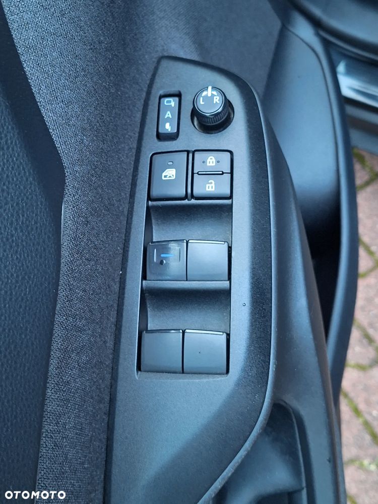 Toyota Yaris Cross - 17
