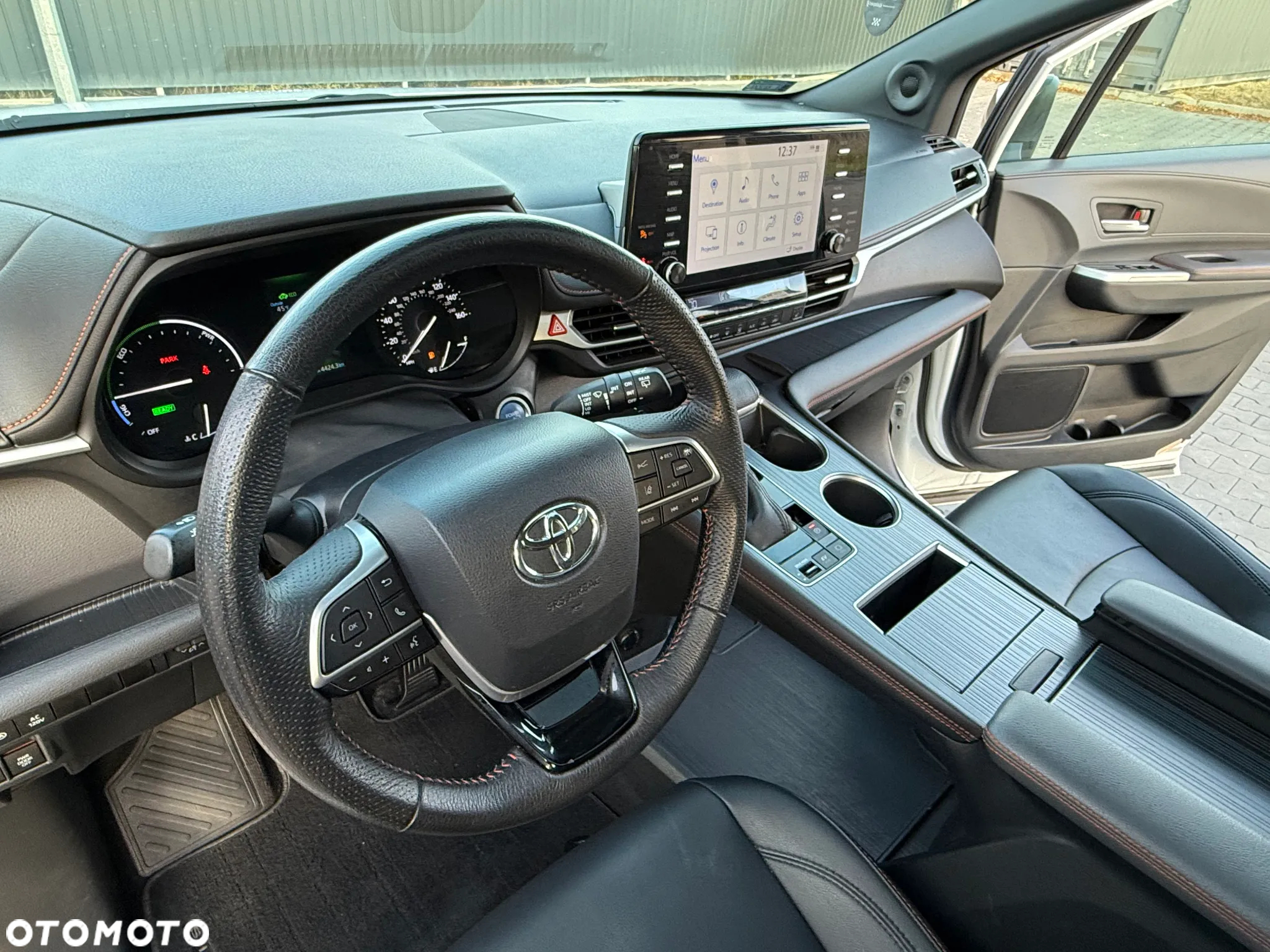 Toyota Sienna - 15