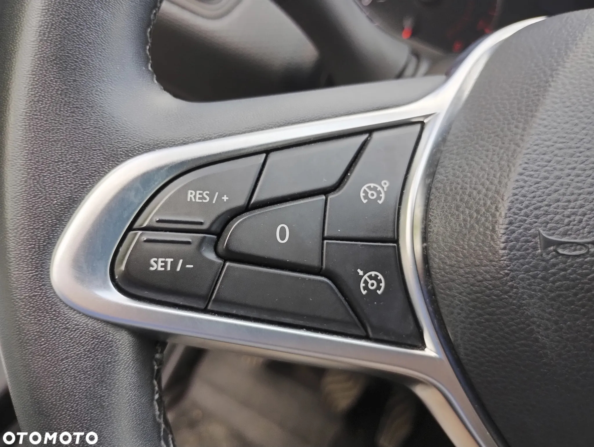 Renault Clio 1.0 TCe Zen - 35