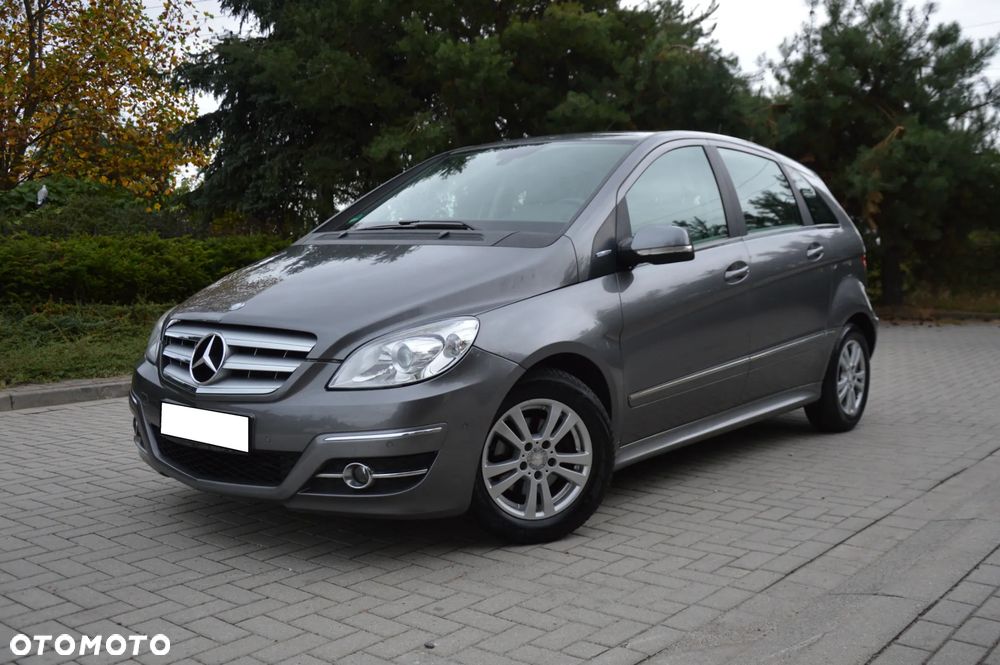 Mercedes-Benz Klasa B 180 BlueEFFICIENCY SPORT EDITION - 2