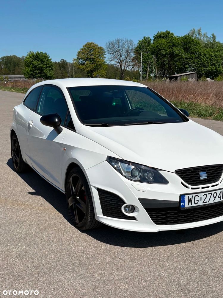 Seat Ibiza SC 1.4 TSI DSG Cupra - 4
