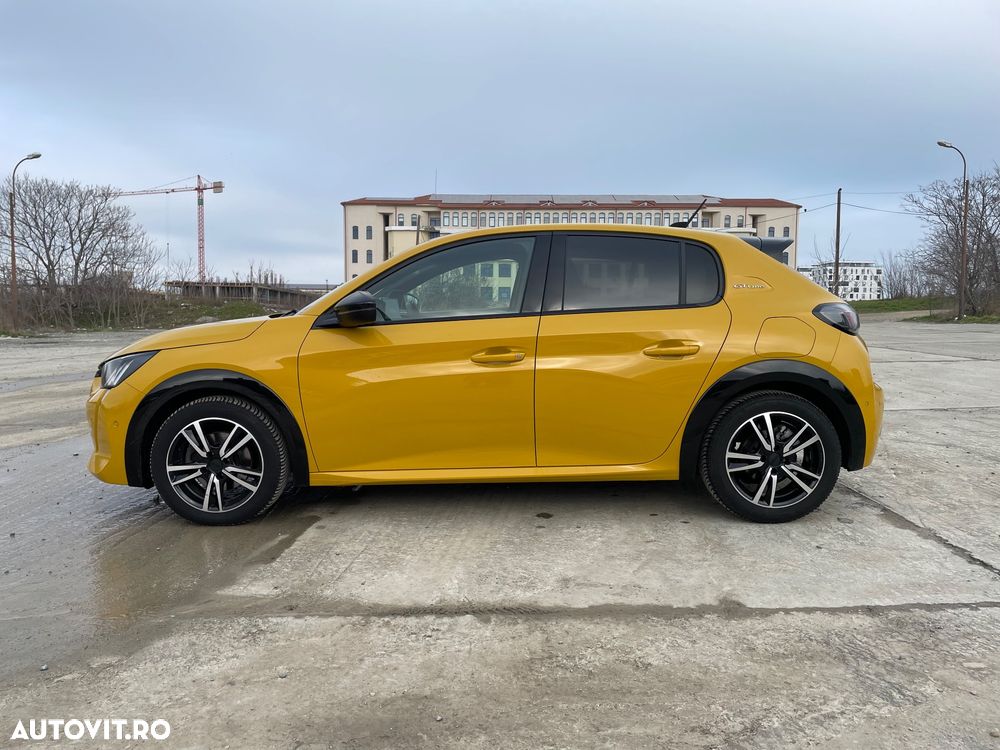 Peugeot 208 1.2 L PureTech STT EAT8 GT Line - 2