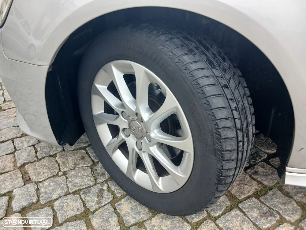 Audi A3 Sportback 1.6 TDI Attraction - 26