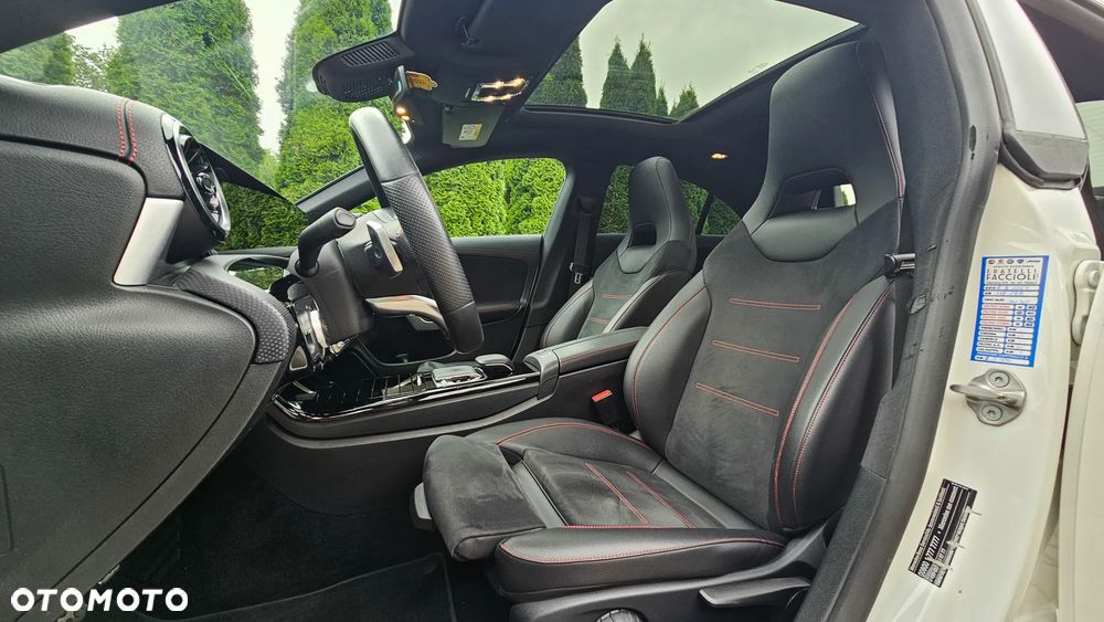 Mercedes-Benz CLA 200 AMG Line 7G-DCT - 9