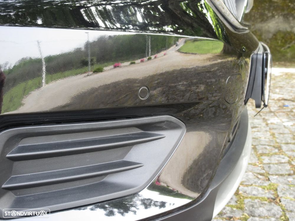 Volvo XC 40 2.0 D3 Momentum Plus Geartronic - 24