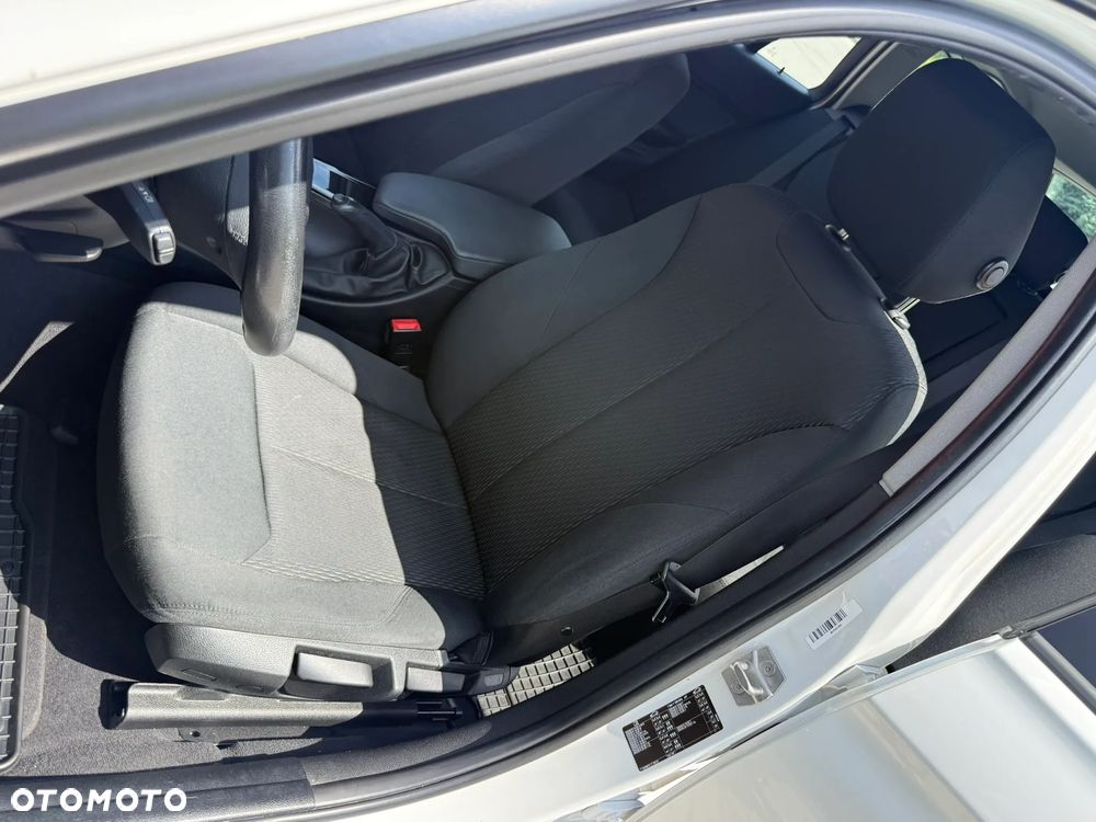 BMW Seria 3 318d M Sport Shadow - 28