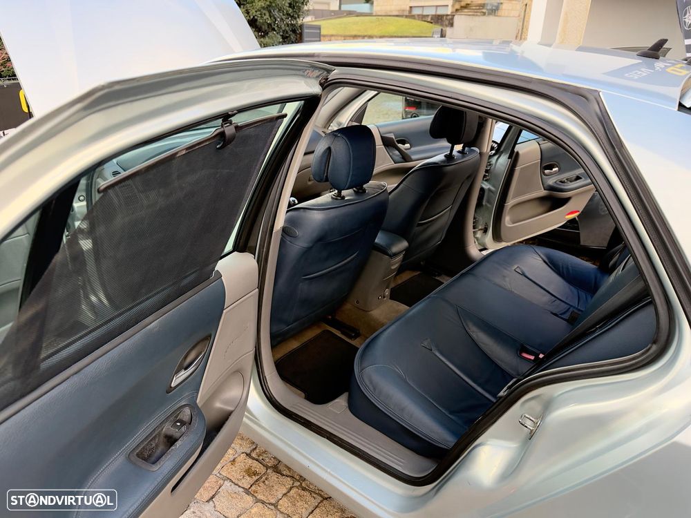 Renault Laguna 1.6 Expression - 12