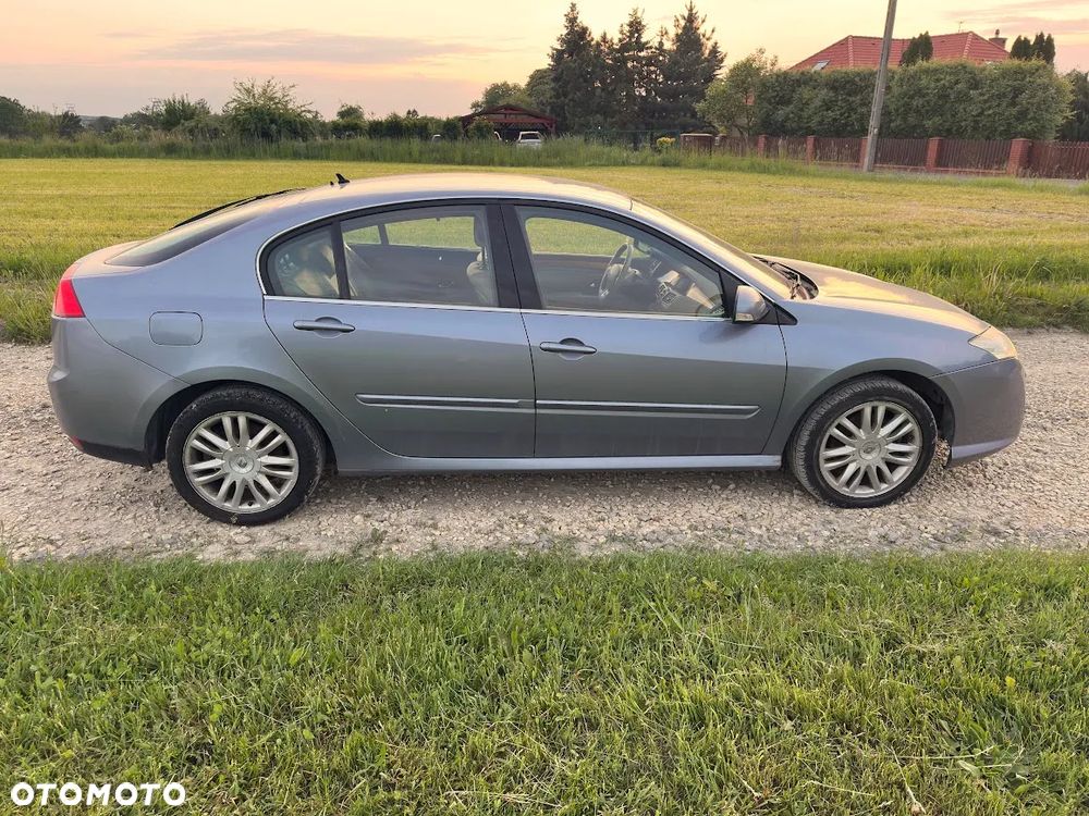 Renault Laguna 2.0 DCi Initiale - 4