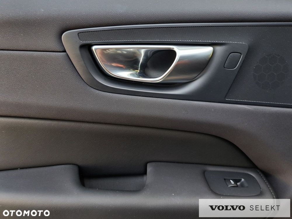 Volvo XC 60 - 32