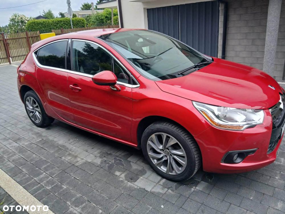 Citroën DS4 HDi 110 SoChic - 4