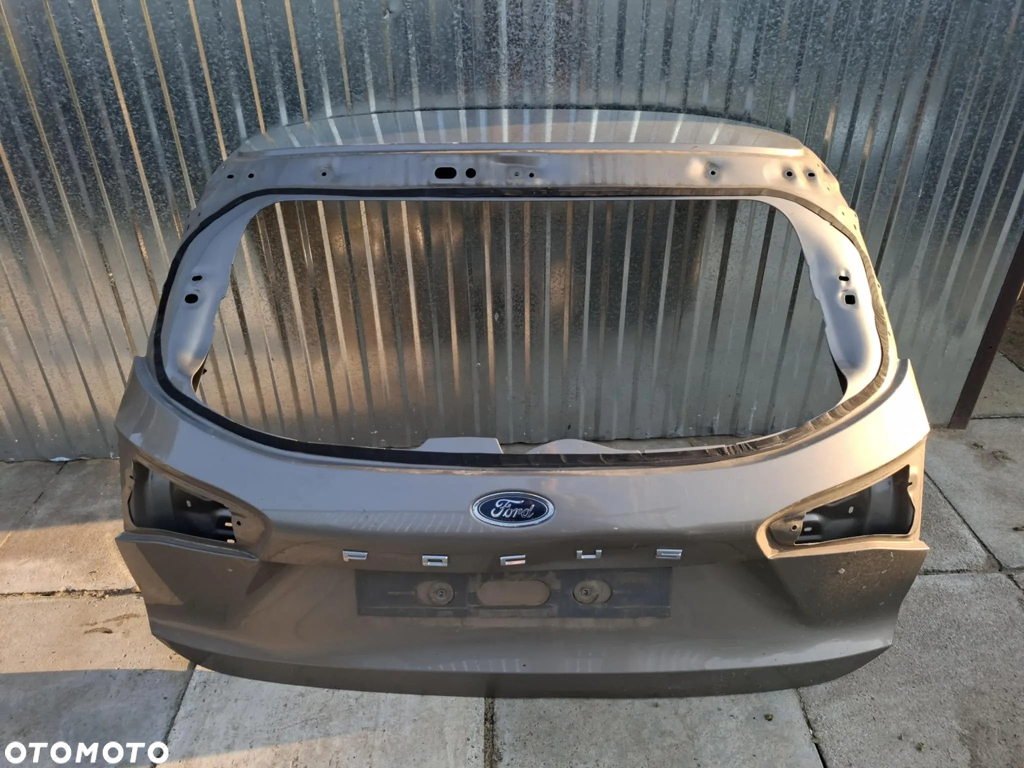 KLAPA TYLNA TYŁ BAGAŻNIKA FORD FOCUS MK4 MK IV KOMBI - 2