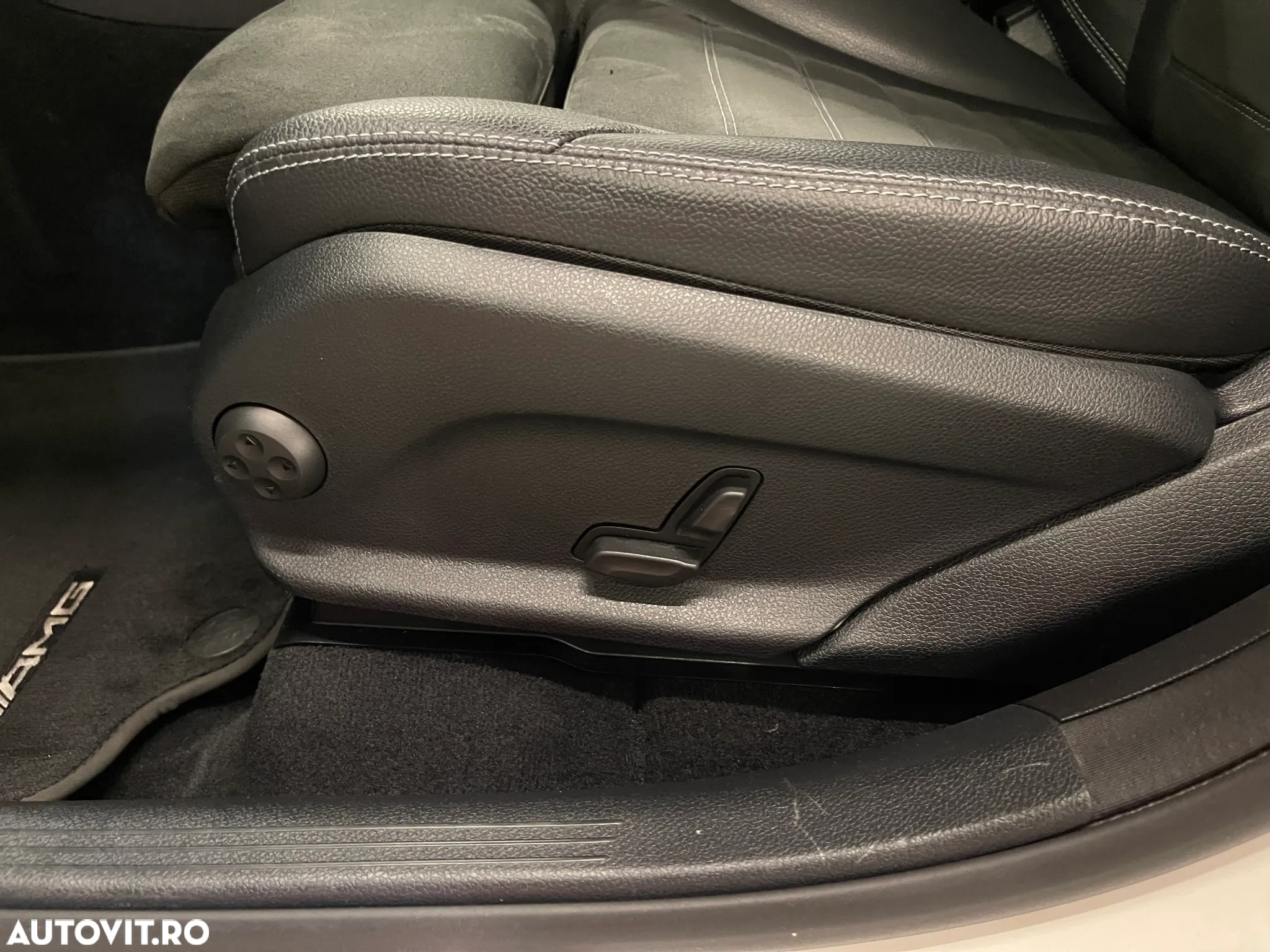 Mercedes-Benz GLC 300 de 4Matic 9G-TRONIC AMG Line - 25