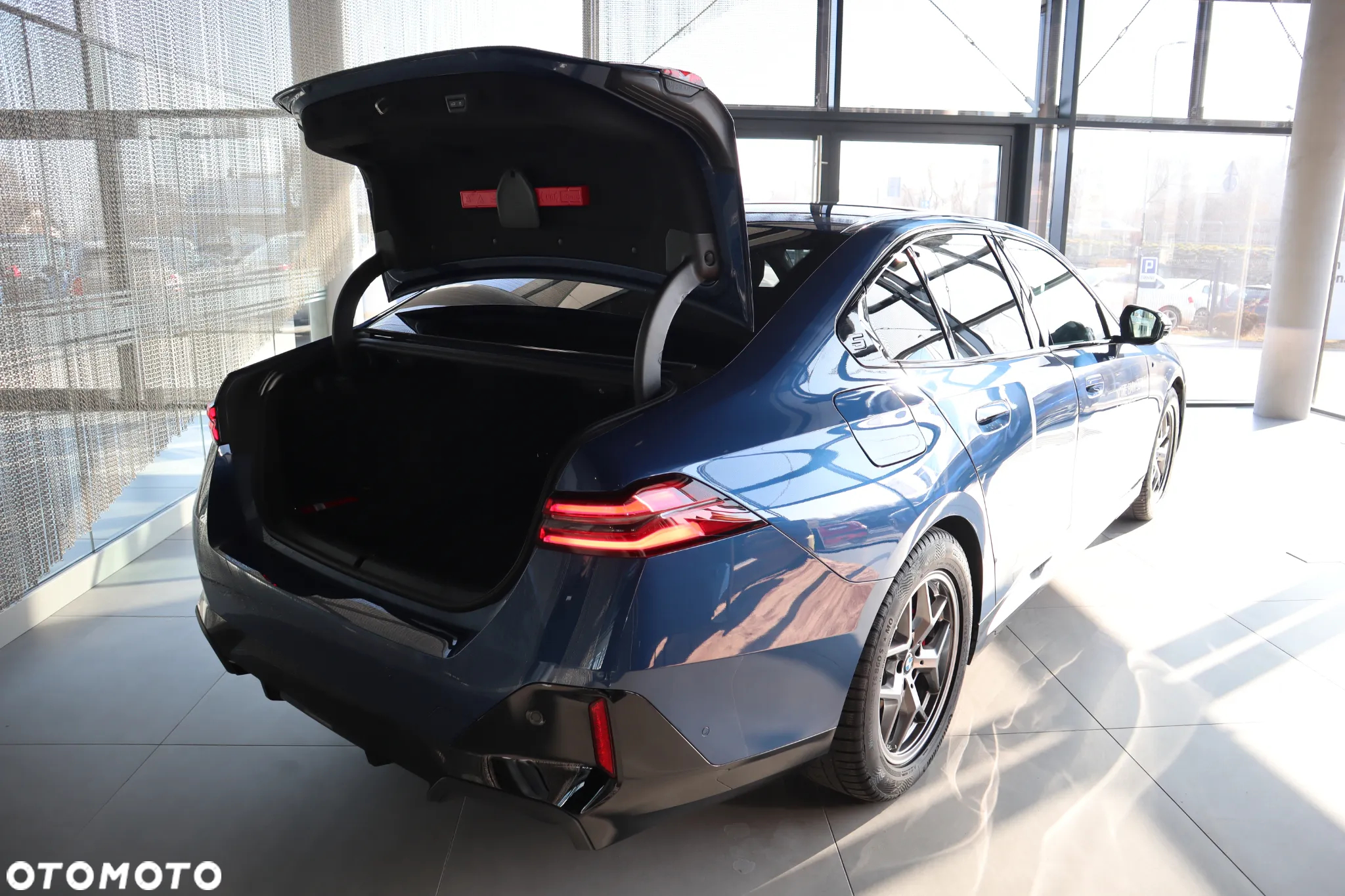 BMW Seria 5 520d xDrive mHEV M Sport - 31