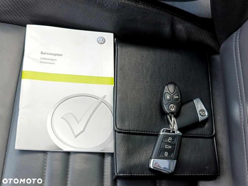 Volkswagen Passat Variant 2.0 TDI SCR DSG 4Motion Business - 40