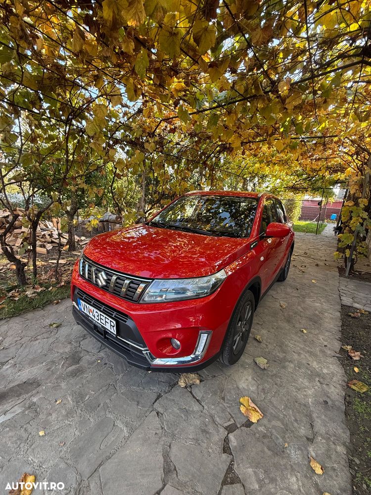 Suzuki Vitara 1.4 Boosterjet MHEV Passion - 4