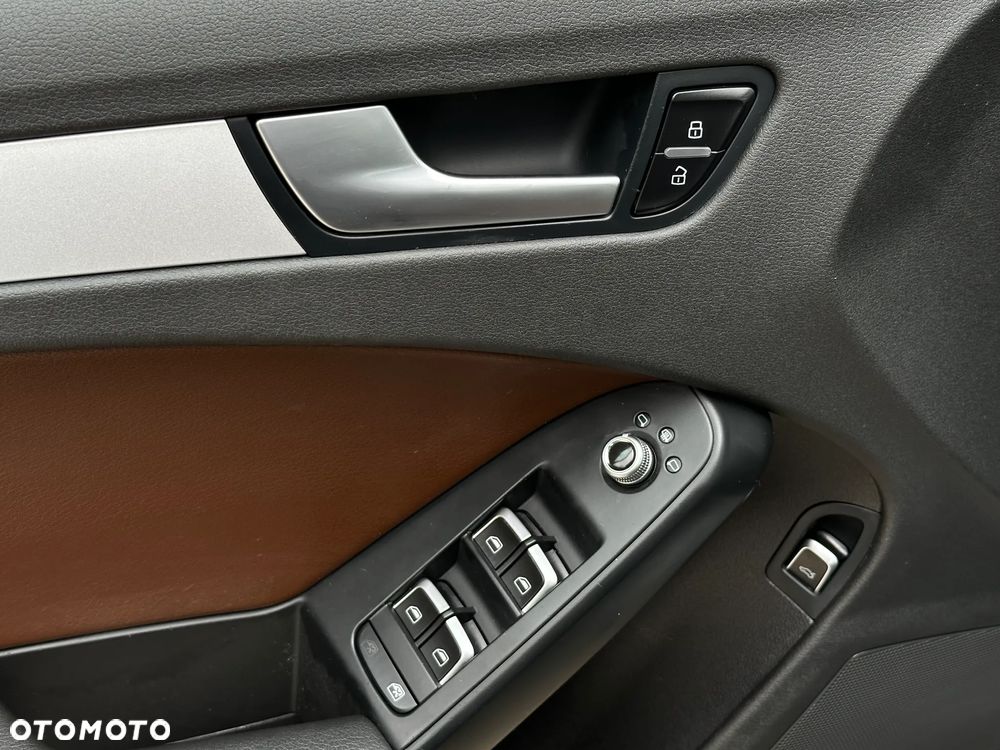 Audi A4 Avant 2.0 TDI DPF multitronic S line Sportpaket - 14