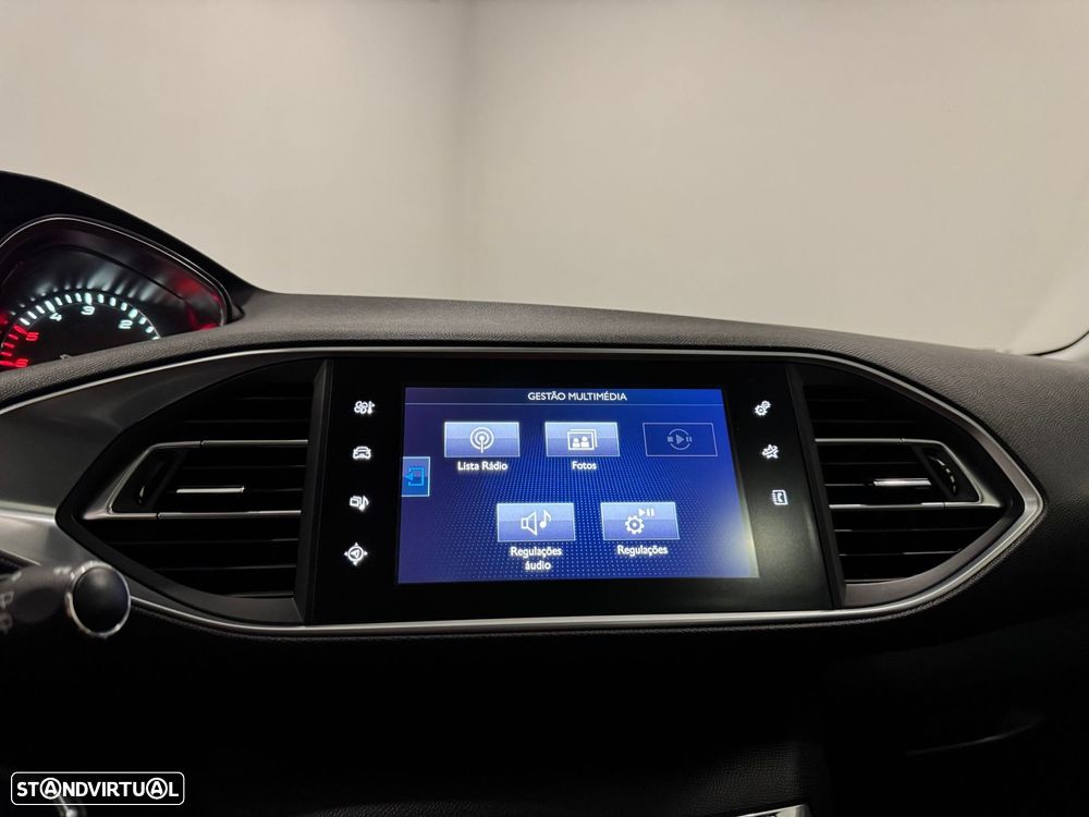 Peugeot 308 1.6 BlueHDi Allure J17 EAT6 - 37