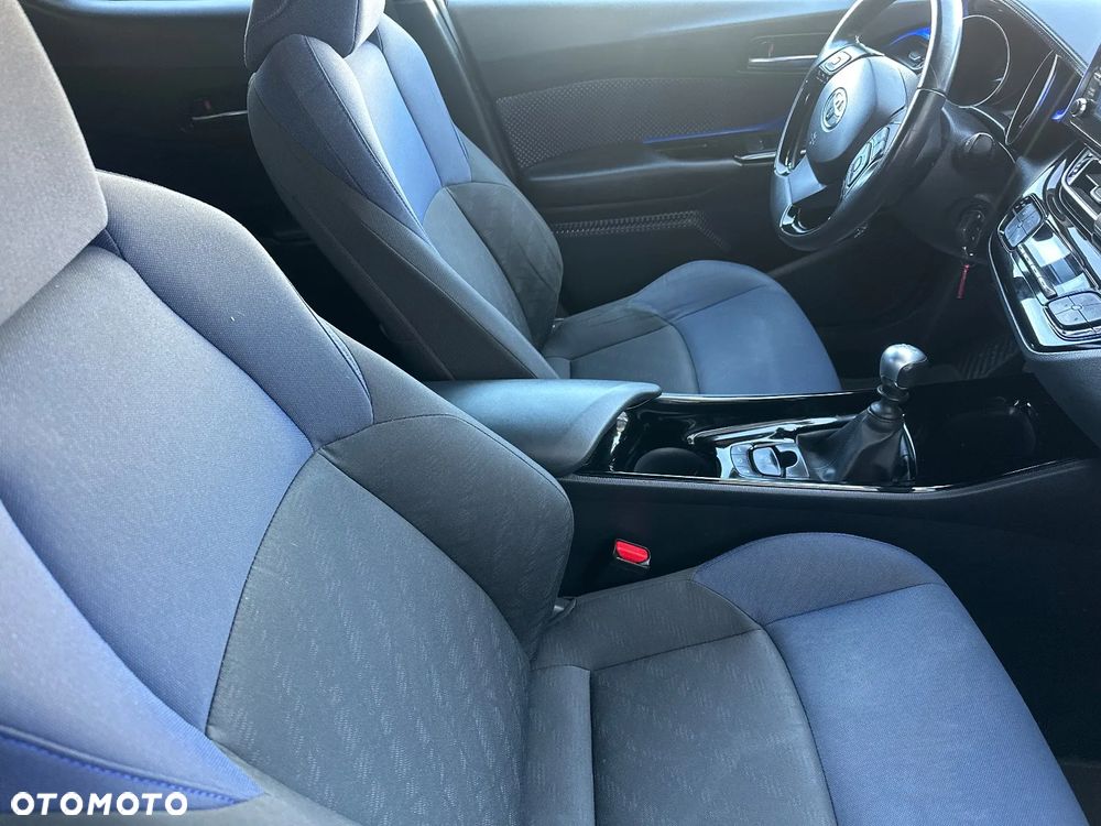 Toyota C-HR - 28
