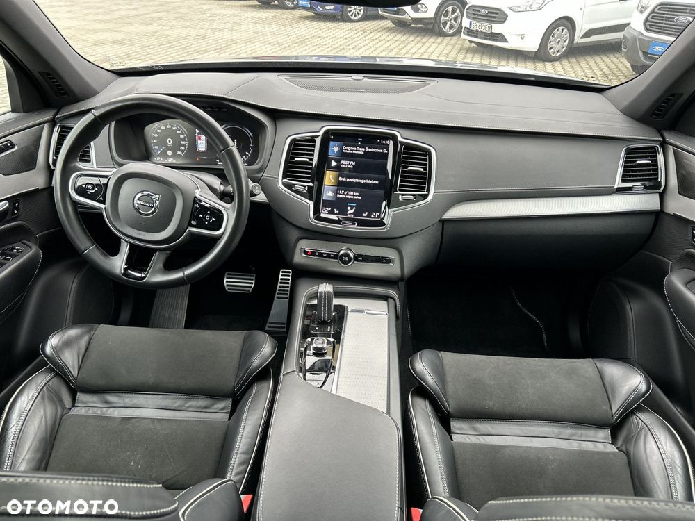 Volvo XC 90 - 35