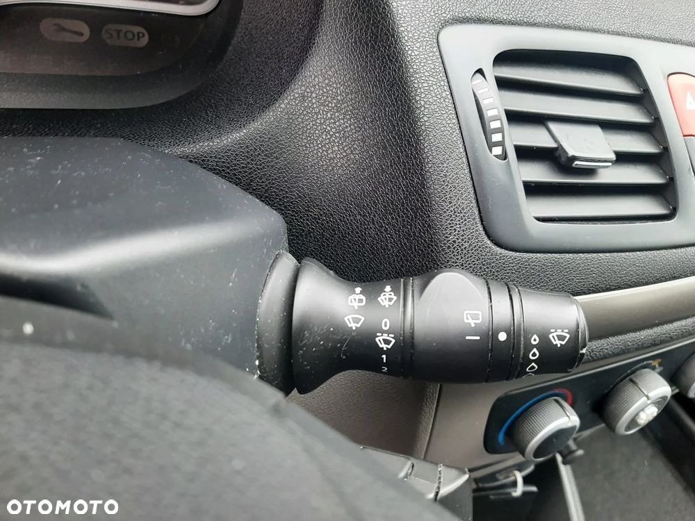 Renault Megane 1.6 16V Authentique Euro5 - 27