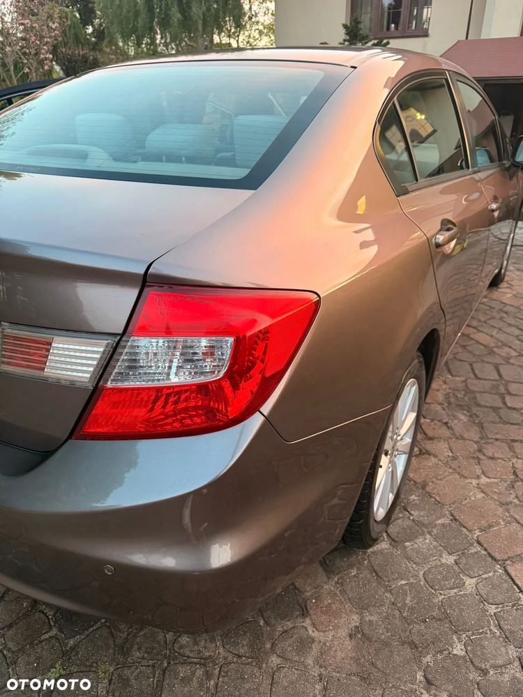 Honda Civic 1.8 Comfort - 17