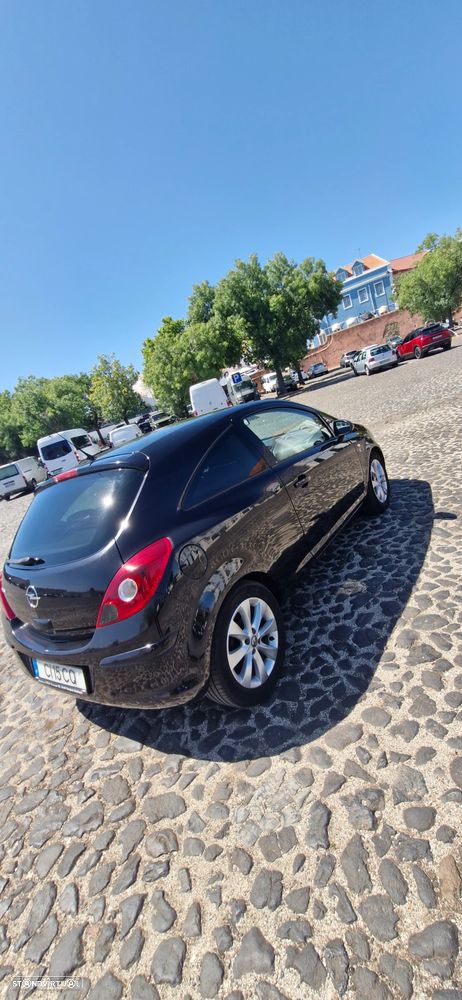 Opel Corsa 1.4 16V Color Edition - 17