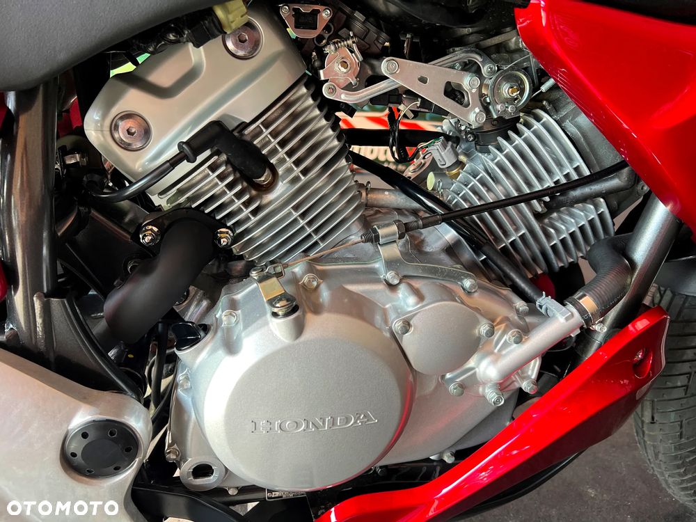 Honda XL - 17